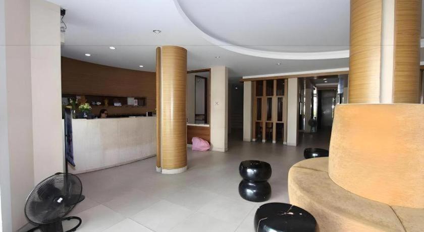 Honey Lodge *