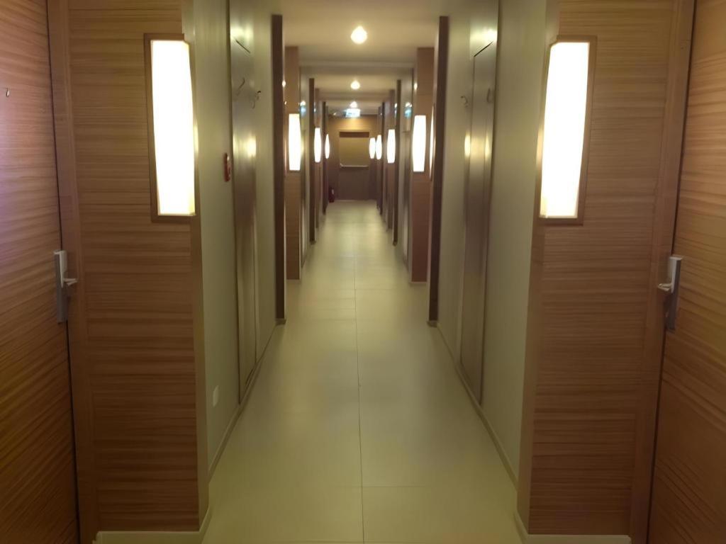 Honey Lodge